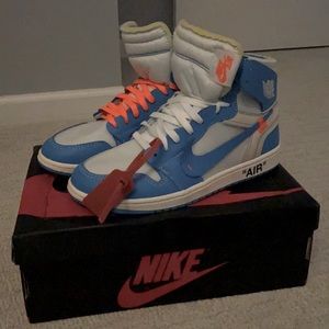 Off white AJ1 UNC blue/white  — au dm prices